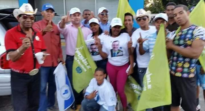 ATREVTE's tweet photo. Un día fuimos; somos y seremos!
#Nuevageneracion 
@luisabinader
@raquelarbaje @PRM_Oficial @JosePaliza @CarolinaMejiaG @RobertoFulcar @DeligneAB @wilfredocaba https://t.co/iK4h5FcYxt
