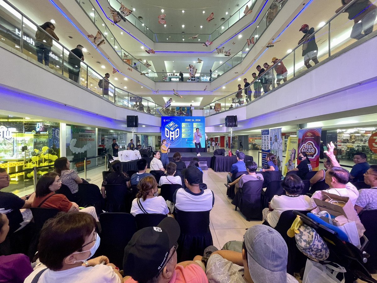 AranetaCity's tweet photo. The Father's Day Talk - The Joys of Fatherhood by Mr. JR Santiago inspired the dads, reminding them of the beauty and importance of their role in their children's lives. ποΈβ¨
πActivity Area, LGF, Ali Mall
#AranetaAt70 #CityOfFirsts #AranetaCity #TimeWithDad #FathersDay https://t.co/1O3fM9qOUx
