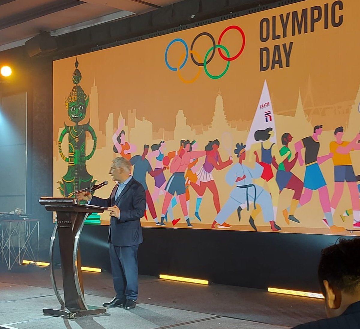 DavidDalyEU's tweet photo. Congrats to @FRenThailande, 🇹🇭 Olympic Cttee,  GovBKK Chadchart &amp; 🇹🇭🇨🇵 business for great w/end of Olympic sports in BKK  despite heat. 🇨🇵🇹🇭 stars of Badminton, Soccer, Sailing, BMX, Break-dancing,  Para-Olympics &amp; more,  inspiring next generation -> 26 July Paris Olympic Games. https://t.co/J8QGqn7kMw