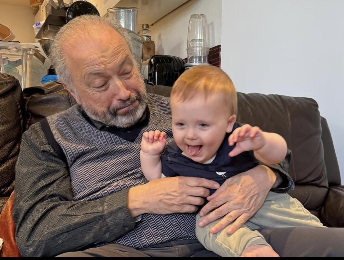 Sitko_Soprano's tweet photo. Happy Father’s Day to the two Dads in my life!

My dad @dimasitko , the best Grandpa a baby could ask for!

And my James @JimDiggle. I’m sorry I can’t be with you for your first Father’s Day but I’m sending you and our Noah all my love and gratitude. 

I’m the luckiest girl!! https://t.co/GgQruWwq1A