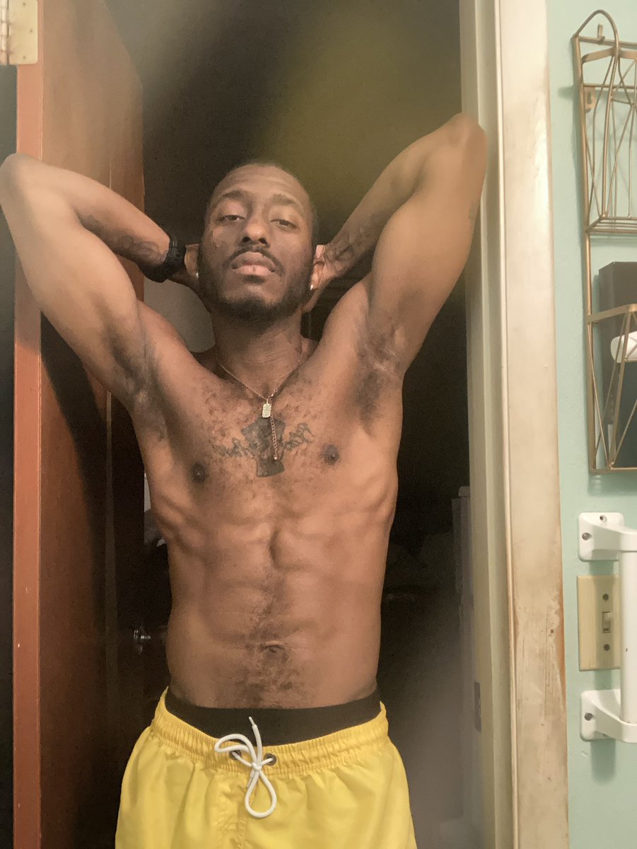 BlackAndSuper's tweet photo. This is 34 💪🏾 https://t.co/BFabkR36p7
