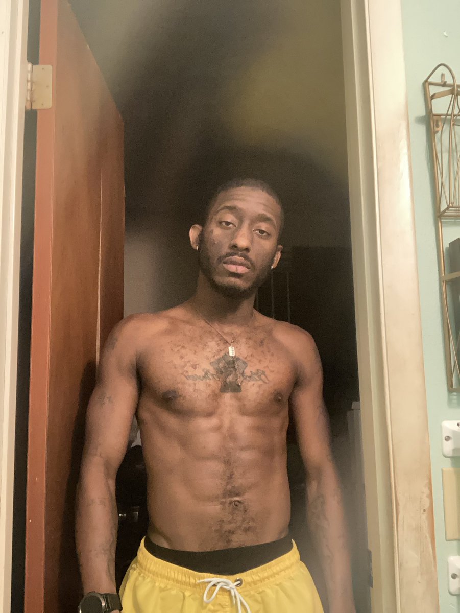 BlackAndSuper's tweet photo. This is 34 💪🏾 https://t.co/BFabkR36p7