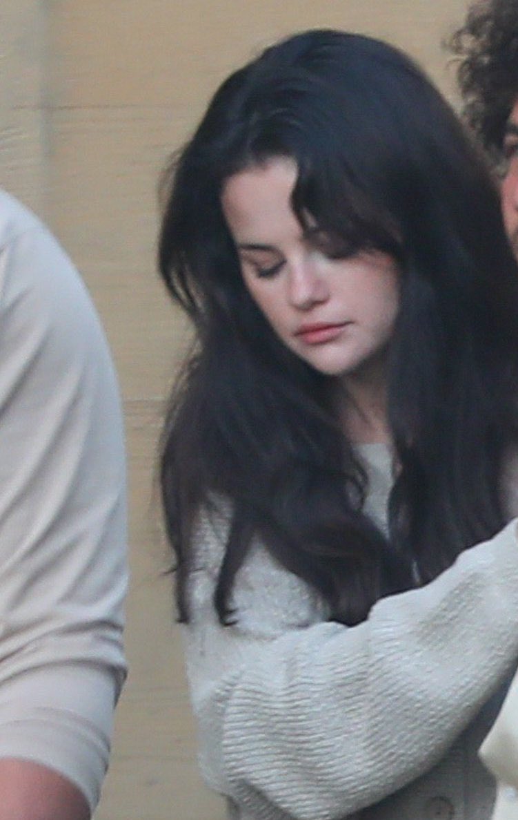 O cabelão!

Selena Gomez deixando o restaurante Nobu em Malibu, Califórnia. 🔥
