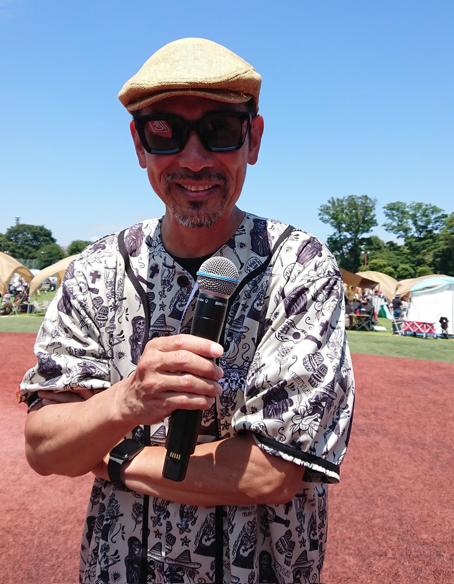 katahide158's tweet photo. 下北で飲んでるので今日はラジオ聞けてません。下北に来る前に神宮外苑に寄ったら104さんが下北のいっちゃんによろしくー!って言ってました。
#今週の01本
#MOBSTYLES104 https://t.co/FeIBbdsCbS