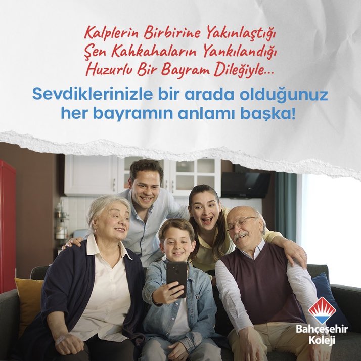 Sevdiklerinizle bir arada olduğunuz her bayramın anlamı başka! 👨‍👩‍👦‍👦

Huzur ve mutluluk dolu bir bayram dileriz. 🍬

#BahçeşehirKoleji
