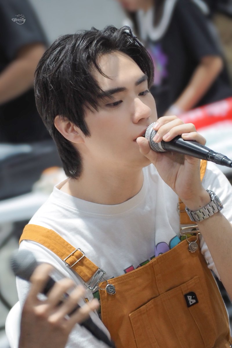 EfficientlyTeam's tweet image. ₊˚⊹♡ :₊˚⊹

#TEeThanapon #ตี๋ธนพล
#CATTSHIRTxTee
#Hobby_bear