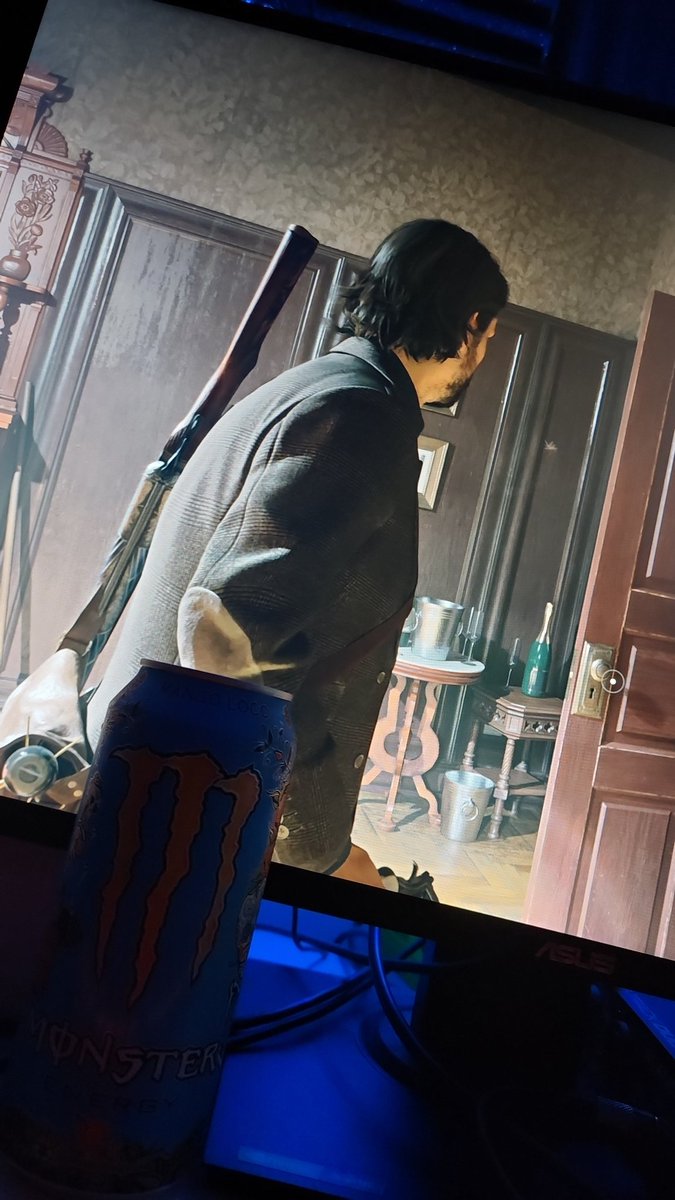GianLenta2's tweet photo. Terminamos este Sabadito con Alan Wake 2 y una Buena Monster de Mango Loco 🥂🍊
#Alanwake #Alanwake2 #Ps5 #Xboxpass #Xbox #Night #Drink https://t.co/c0hLKGw0zn