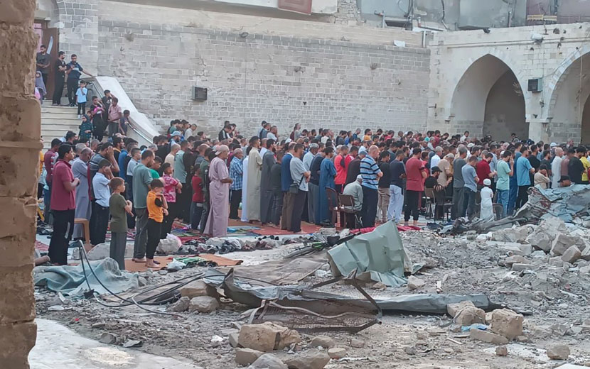 Başta Filistin, Doğu Türkistan, Arakan, Bosna, Keşmir, Çeçenistanda ve Dünyadaki tüm Müslüman Kardeşlerimizin
#KurbanBayramımızMübarekOlsun 
#İslamBirliği (İttihad-ı İslâm) en kısa zamanda kurulması temennisiyle.