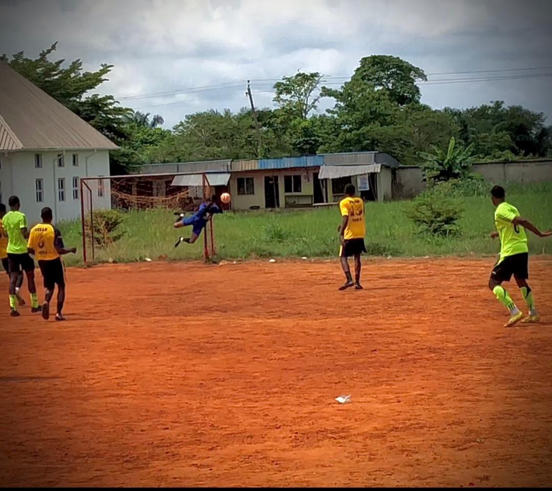 uzumakikelv's tweet photo. @AwkaFootballcom #TigerFc We solid😎... i dey wait that yeye martial team https://t.co/TIFGFjx91u