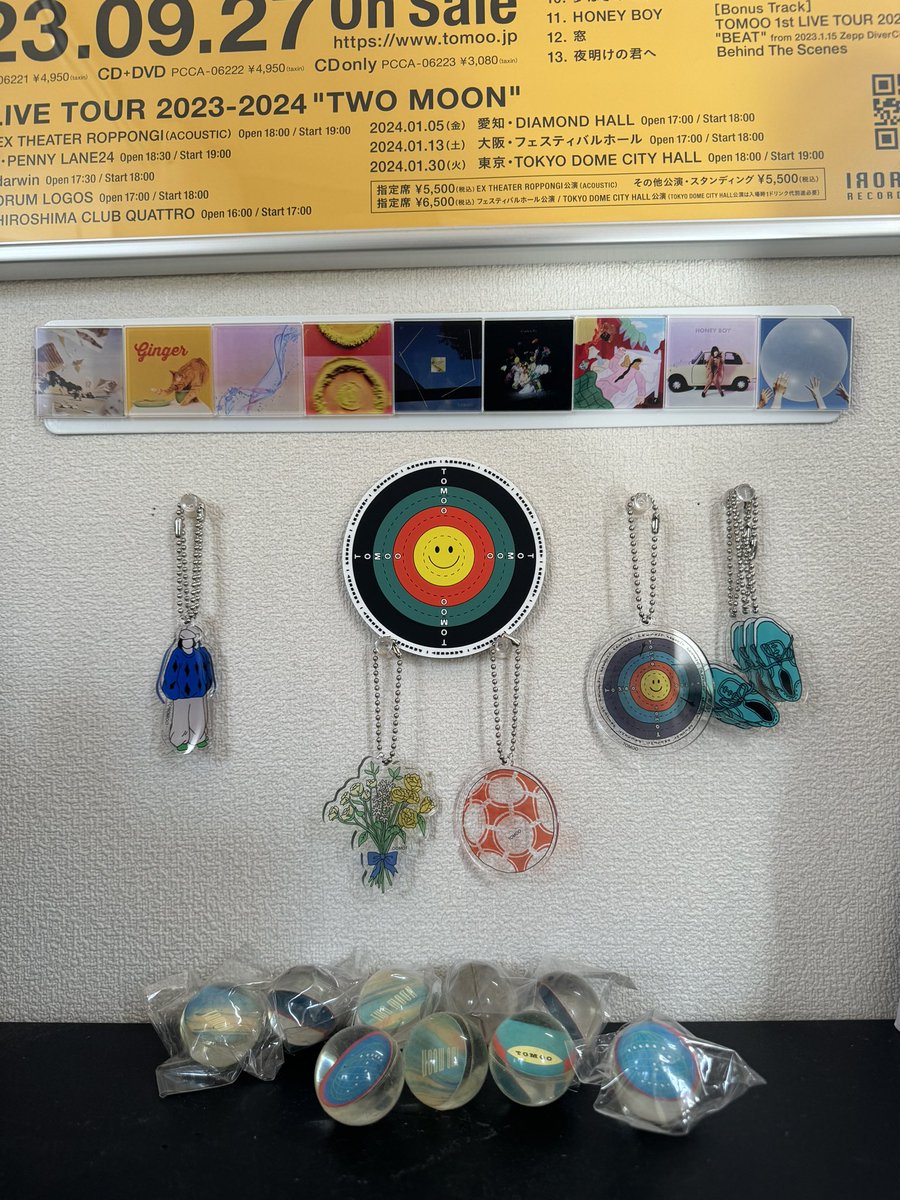 gun_tomoo's tweet photo. TOMOOグッズいっぱい！ https://t.co/7xQgbqPOD8