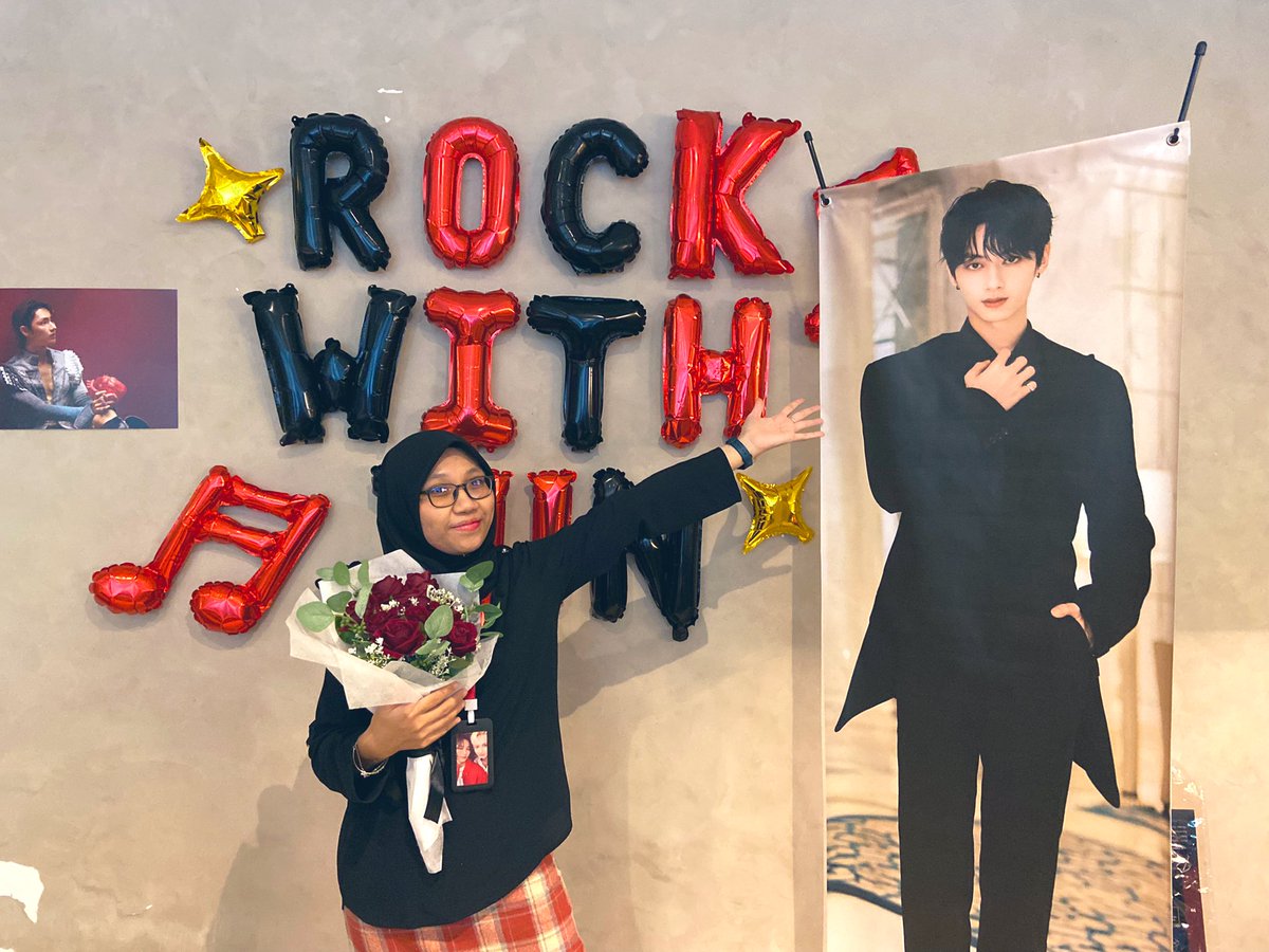 syasya_honanny's tweet photo. My luv โค๏ธ๐ค
#RockwithJun https://t.co/0aMvCVmlac
