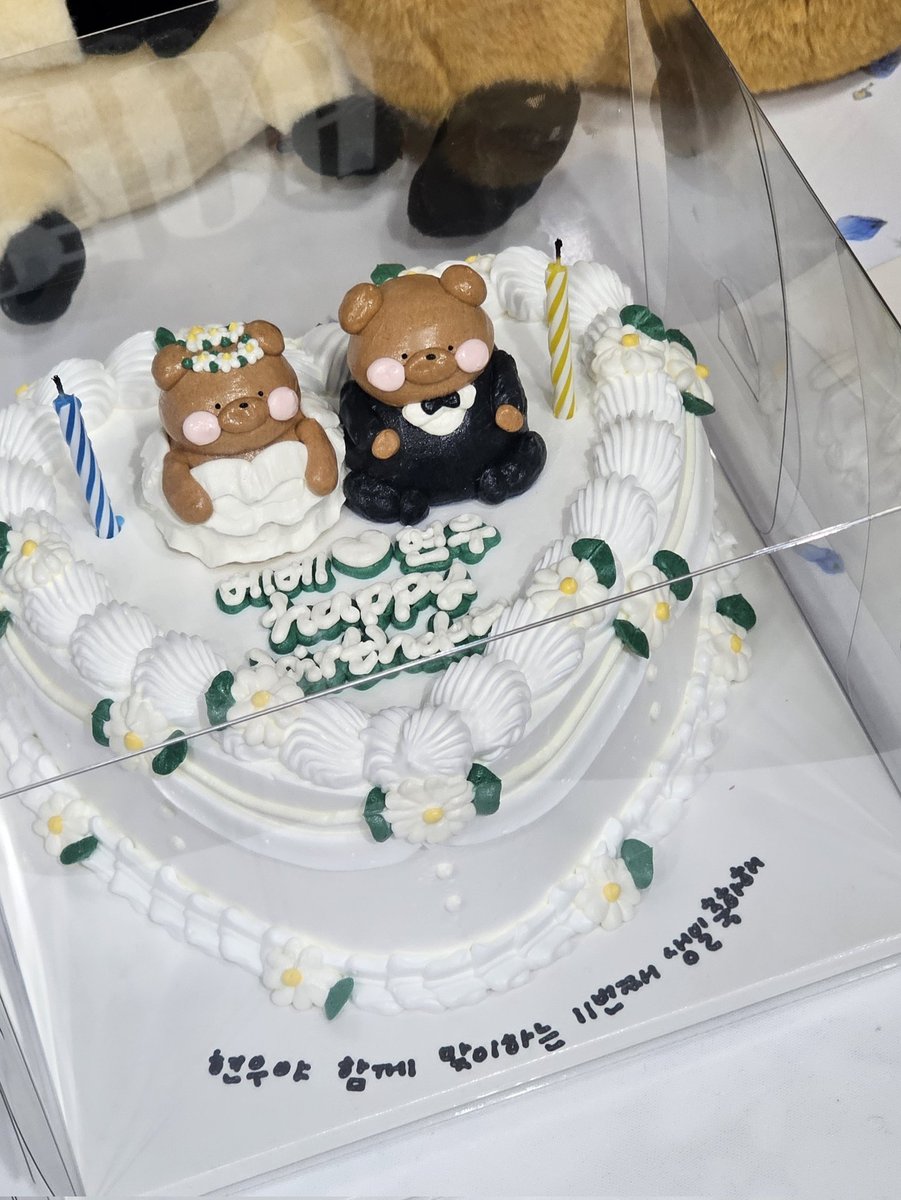 nvrmnd126's tweet photo. 그리고 그이와의 추억 가득한 이 공간에서 그만 무너지고 말았습니다🫠 아니 미친 컨셉ㅠㅠㅠㅠㅠㅠ 과몰입의 과몰입을 부르는 소품 배치를 보세요🫢 어흐흑 저 아직 현우한테 미련이 잔뜩 남았나봐요ㅠㅠㅠㅠ (당연함 헤어질 생각 추호도 없음)
@dear_my_mon
#나의_해가_되어준_손현우 https://t.co/eL8e231heG