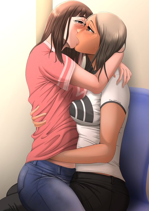 クーラーが効いた部屋で熱いレズキス絵 