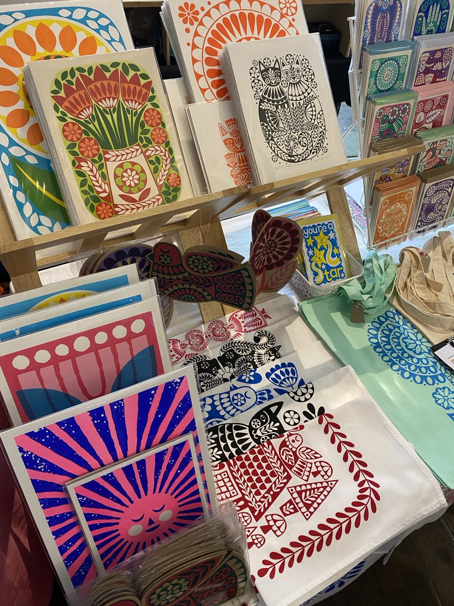 KarolineRerrie's tweet photo. Enjoyed a little holiday to #shrewsbury for Drawn at the museum &amp; art gallery. The tote bag sale was very popular, people love a bargain! So I’ll be having another sale at my next event which is #cocomad festival in Cotteridge Park on Saturday the 6th of July. https://t.co/qifSyOJsco