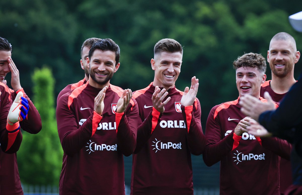 tororivera's tweet photo. Po kilku dniach w Niemczech zaczynamy „nasze” #Euro2024  @GOL24pl 
#PolNed https://t.co/9KXxeFLXot