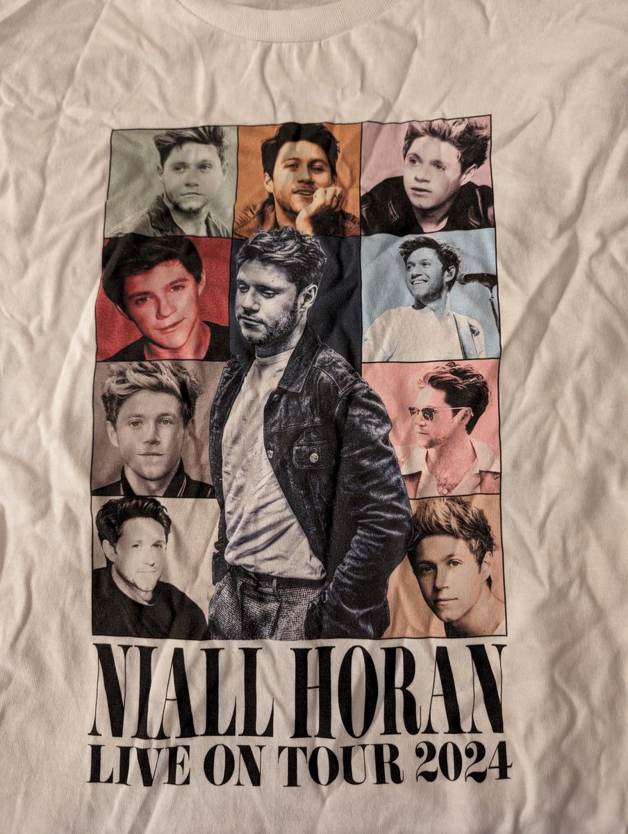 NiallfollowmeD's tweet photo. Anyone want it?? Just pay shipping! It's a size L but doesn't fit me so I had to buy a bigger size🫠if you are going to the Utah, Forum N1, or Arizona show I can bring it with me!
#TheShowLiveOnTour #tslot #NiallHoran 

@niallontours @nhstreamupdates @niallstreams @tslottickets https://t.co/Ise0RTe6UV