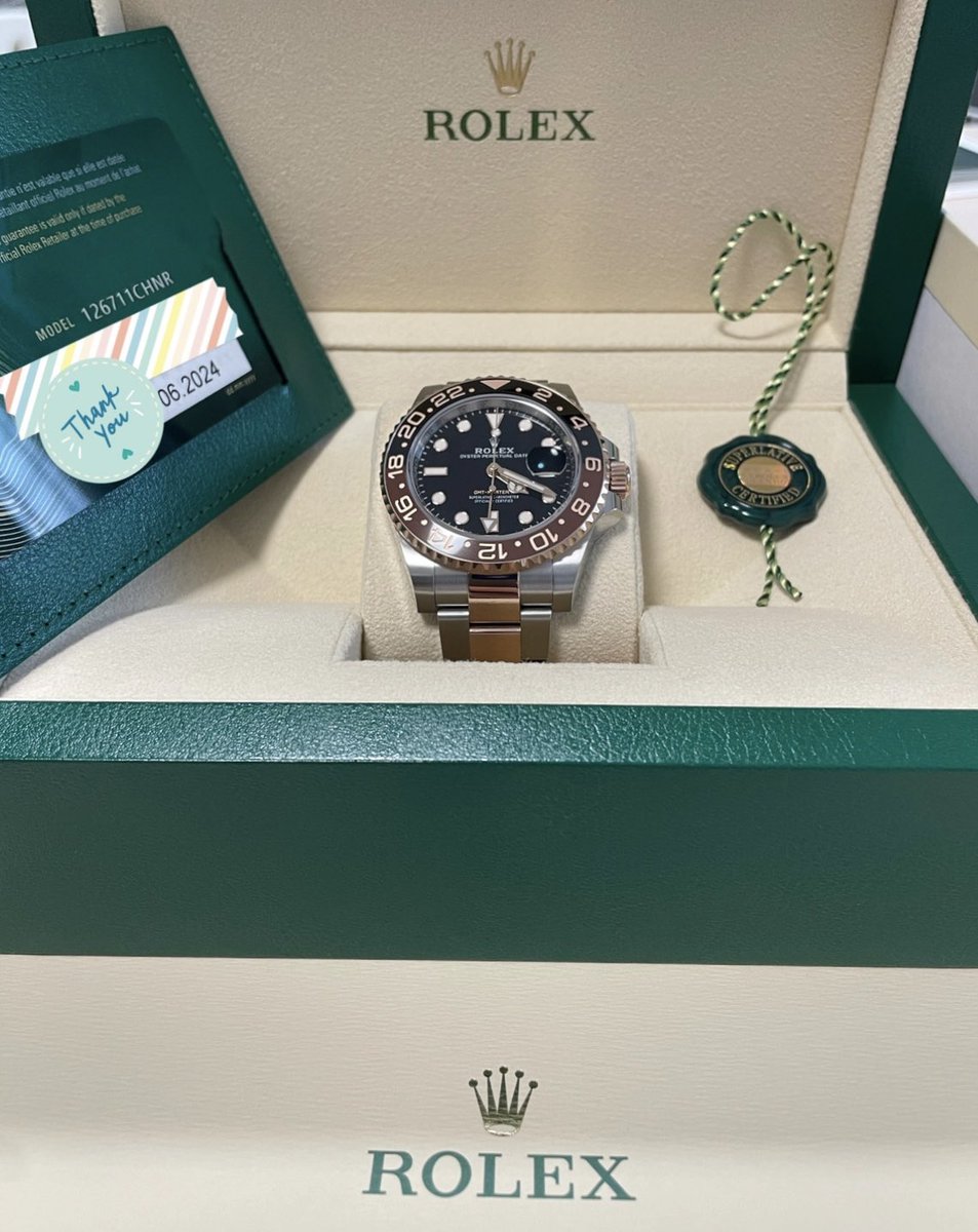 Rolex20220103's tweet photo. 6月某日、通算21日目🟢通算店舗数はちゃんと数えてませんが、40〜50？
異常アリでした👮🏻‍♀️🚨🚓
いつも情報発信してくれているXの皆様のおかげで2ヶ月間モチベ維持できましたし、運が回ってきたんだと思います！
一旦お休みして、また気が向いたら🏃再開します！ありがとうございますした！
#126711 #CHNR https://t.co/pucHZsqEnt