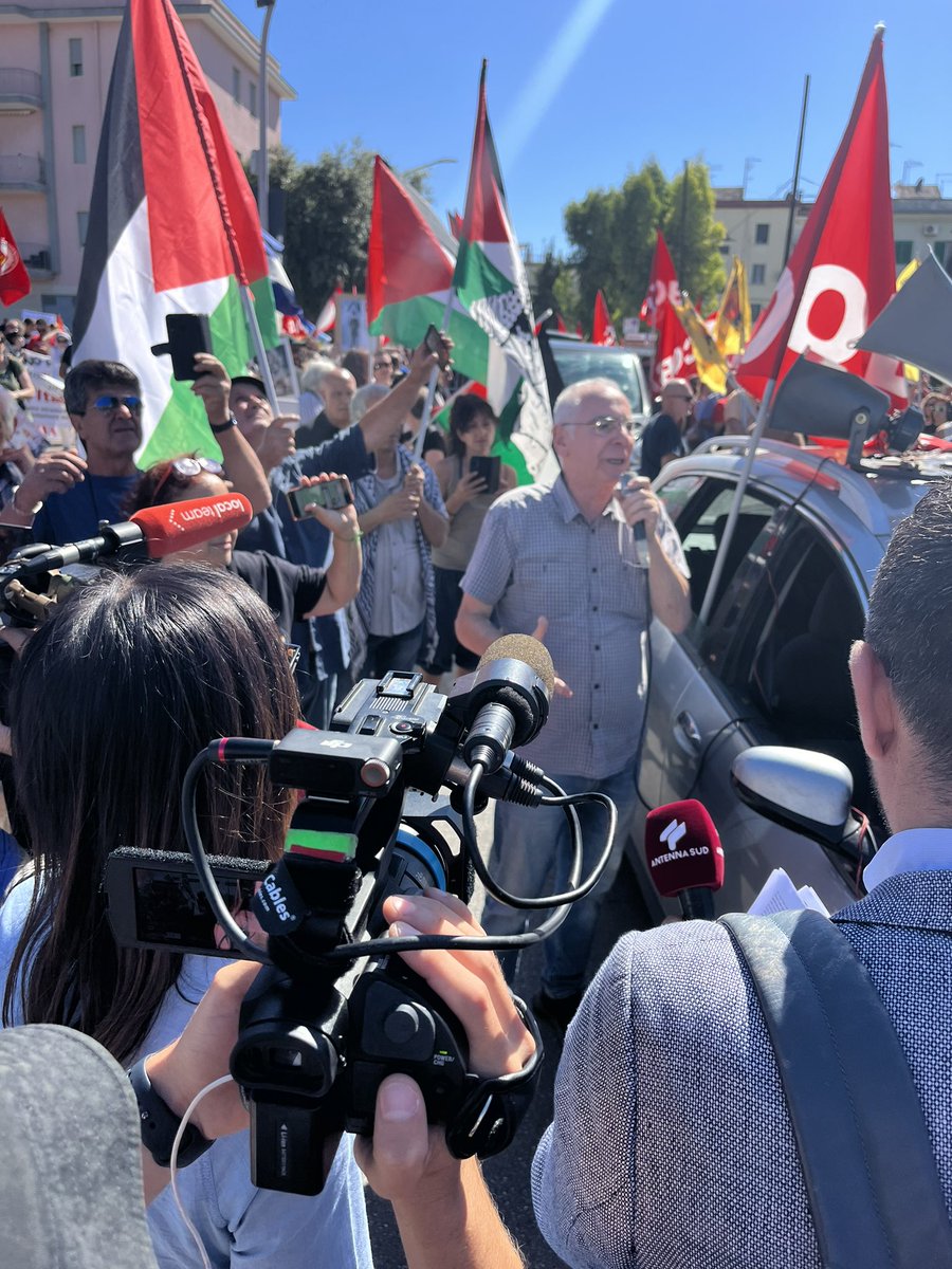 MartinBreitkopf's tweet photo. #g7italy tolle Zeit am Rande der roten Zone - viele tolle Eindrücke und nette Menschen - gut das alles friedlich blieb - so hatten wir auch weniger Stress 🫣ARD Mediathek &amp; Das Erste @BR24 https://t.co/to24XJlZuk