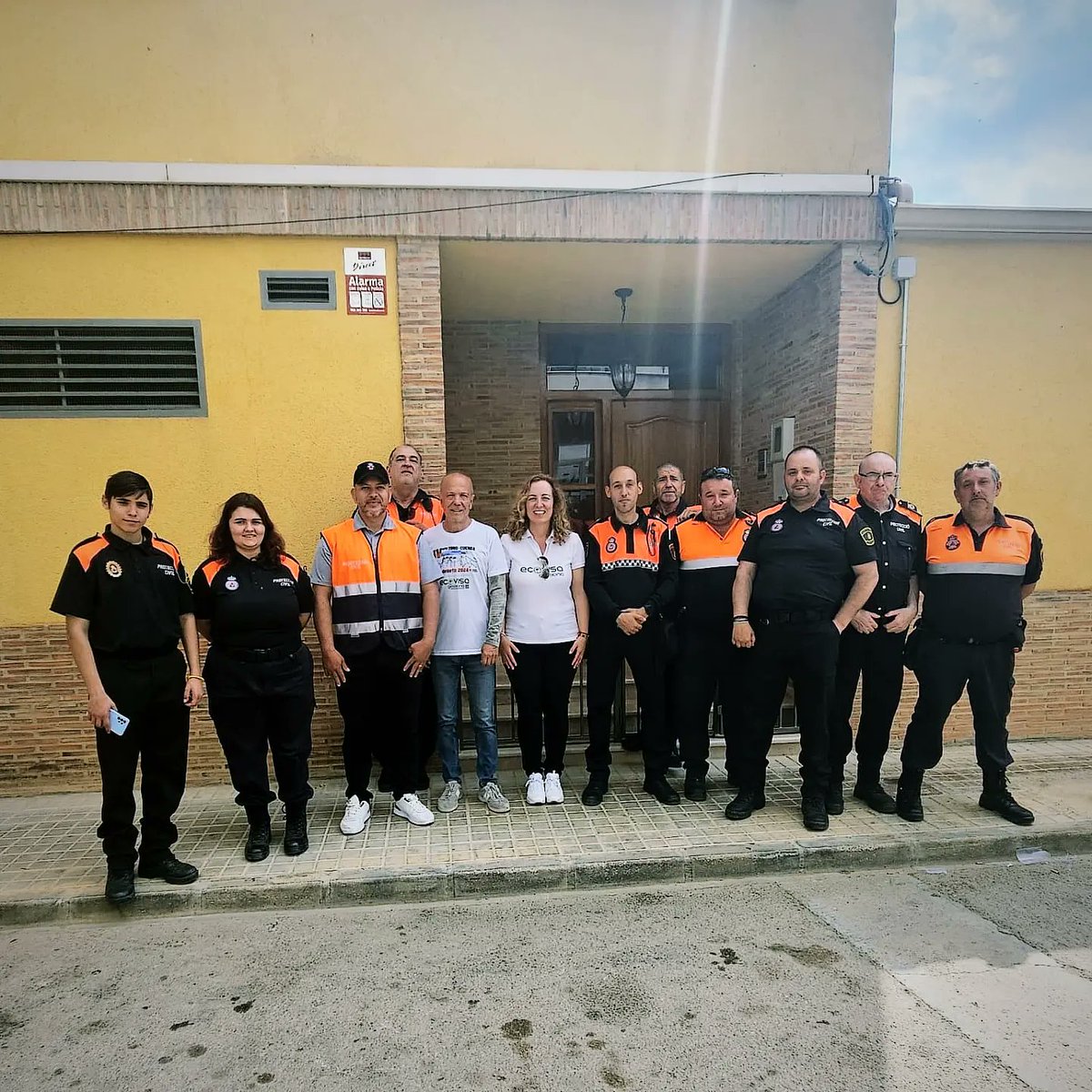 PCGodelleta's tweet photo. de las agrupaciones de Protección Civil de Protección Civil Turis, Protección Civil de Montserrat-Real y Protección Civil Xirivella, el cual le damos las gracias por colaborar con nosotros en un evento tan importante.  #proteccioncivil #godelleta https://t.co/sB6yZ8Q1r0