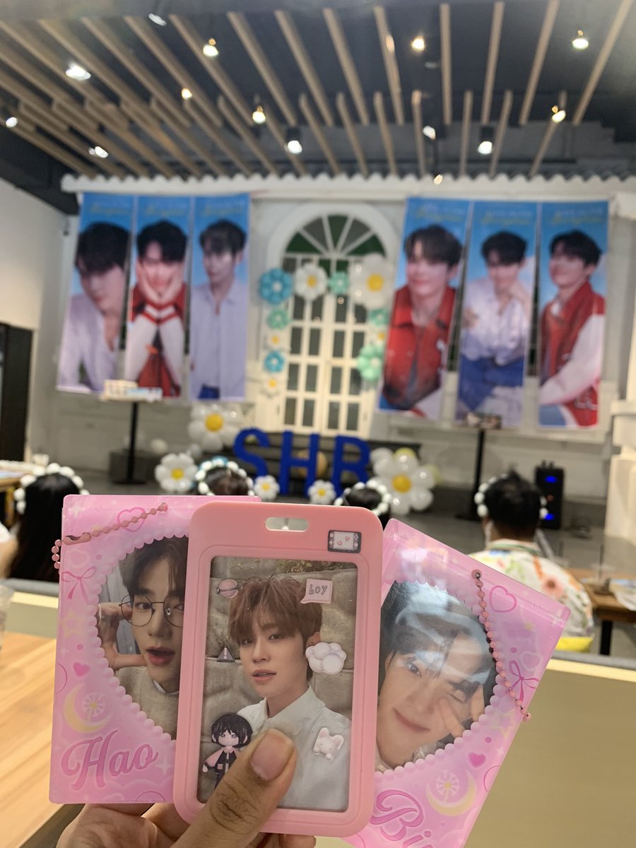 haobinxin's tweet photo. birthday na ni hanbin GET GET AW #LoveintheSpringtimewithHanbin
#SUNGHANBIN #성한빈 #成韩彬 #ソンハンビン #ZEROBASEONE #ZB1 #제로베이스원 @ZB1_official https://t.co/6Sonm5NExG