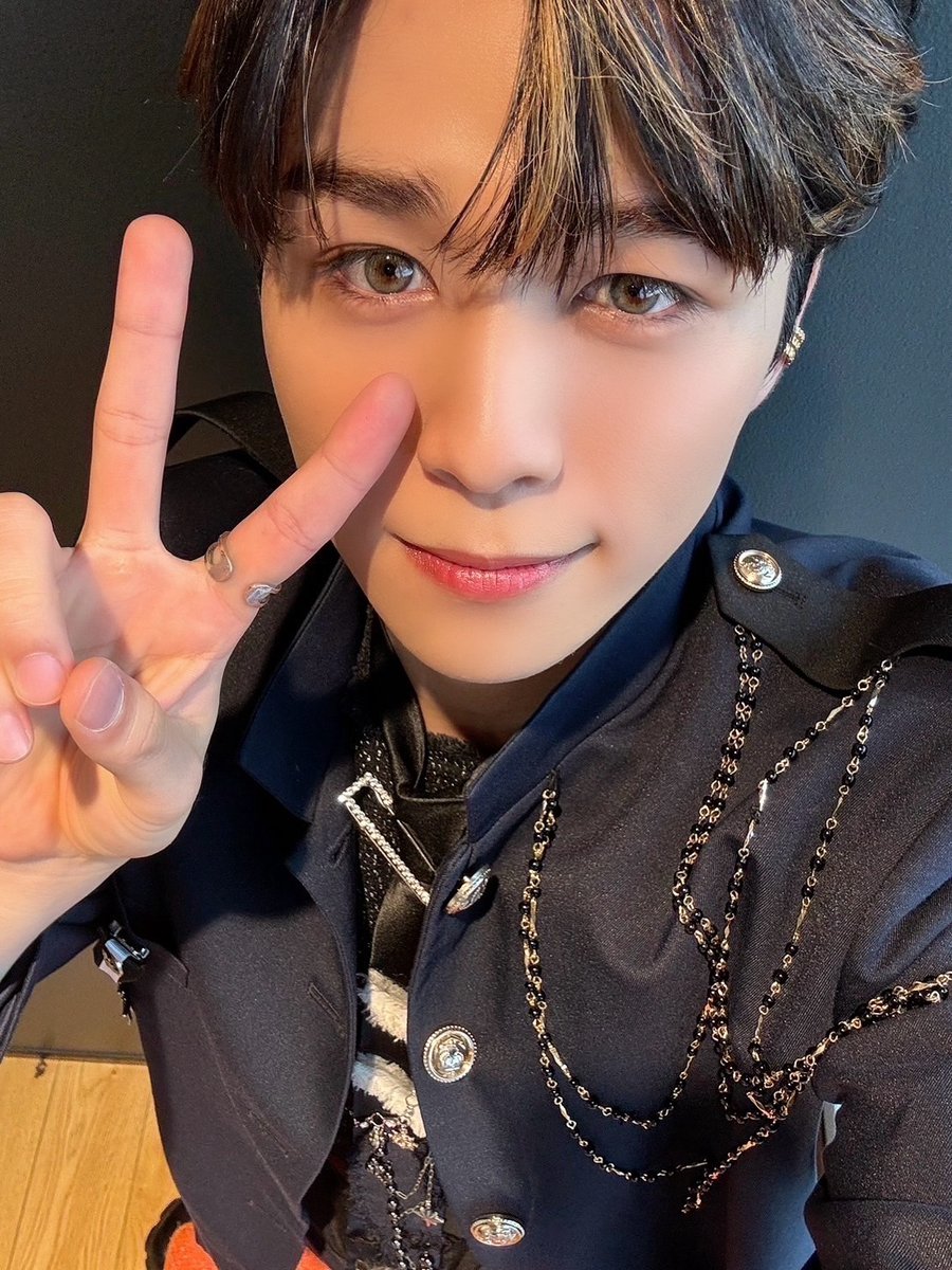 official__INI tweet picture
