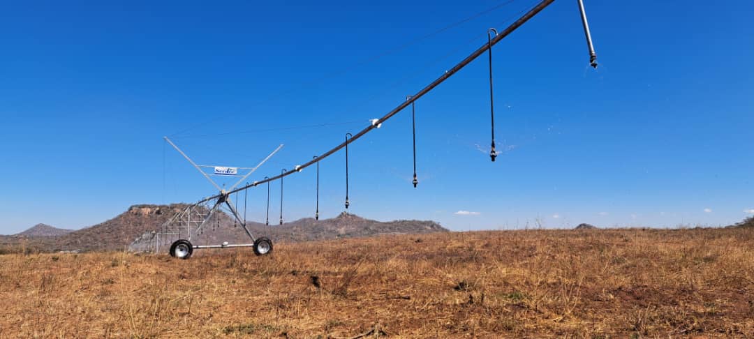 The Permanent Secretary in the <a href="/MoLAFWRD_Zim/">MinofLands,Agric,Fisheries,Water&Rural Development</a>, <a href="/obertjiri/">Obert Jiri</a> visited Romsley Irrigation Scheme under Chief Chiduku in Makoni District. The 384 hectare Irrigation Scheme has 315 beneficiaries who include 97 youths. The scheme has not worked since before independence.