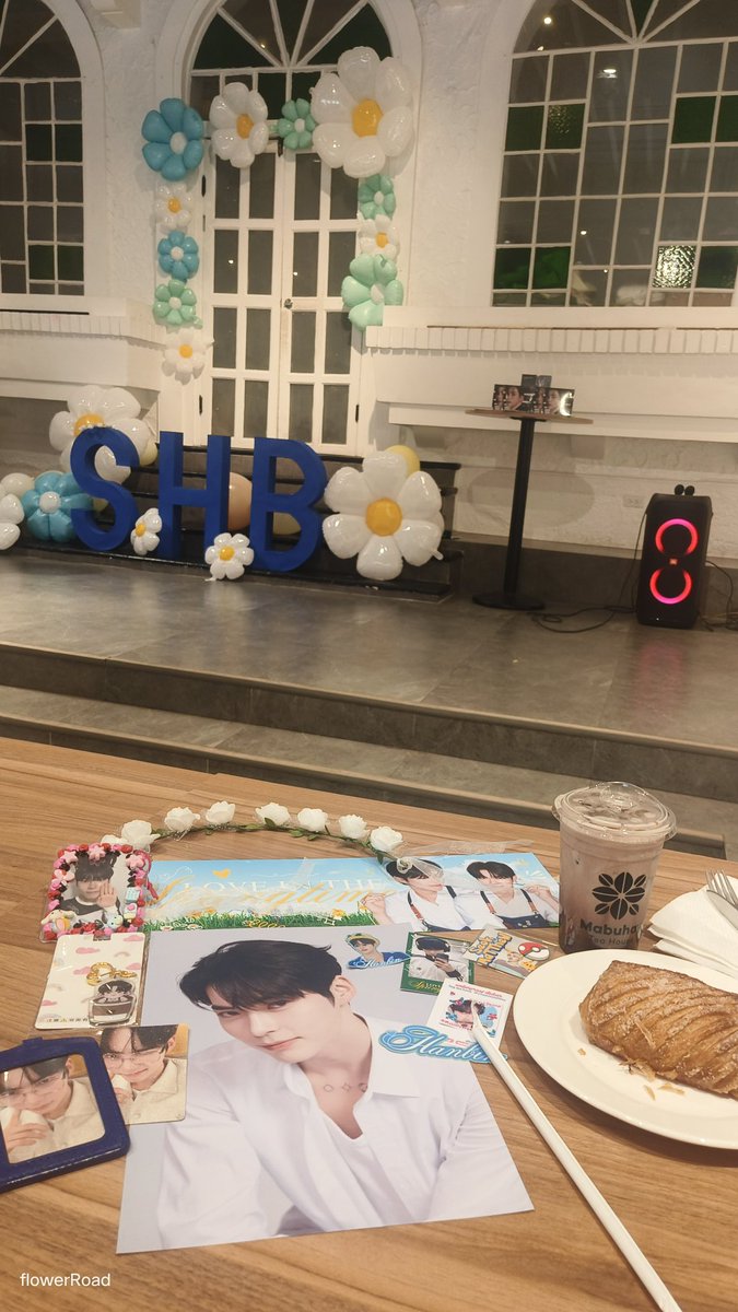 Flower4Hanbin's tweet photo. Another Happy day with Sung Hanbin❣️❣️❣️

@SungHanbinPHL 
#LoveintheSpringtimewithHanbin

#SUNGHANBIN #성한빈 #成韩彬 #ソンハンビン
#ZEROBASEONE #ZB1 #제로베이스원
@ZB1_official https://t.co/z3Aa9xFvlp