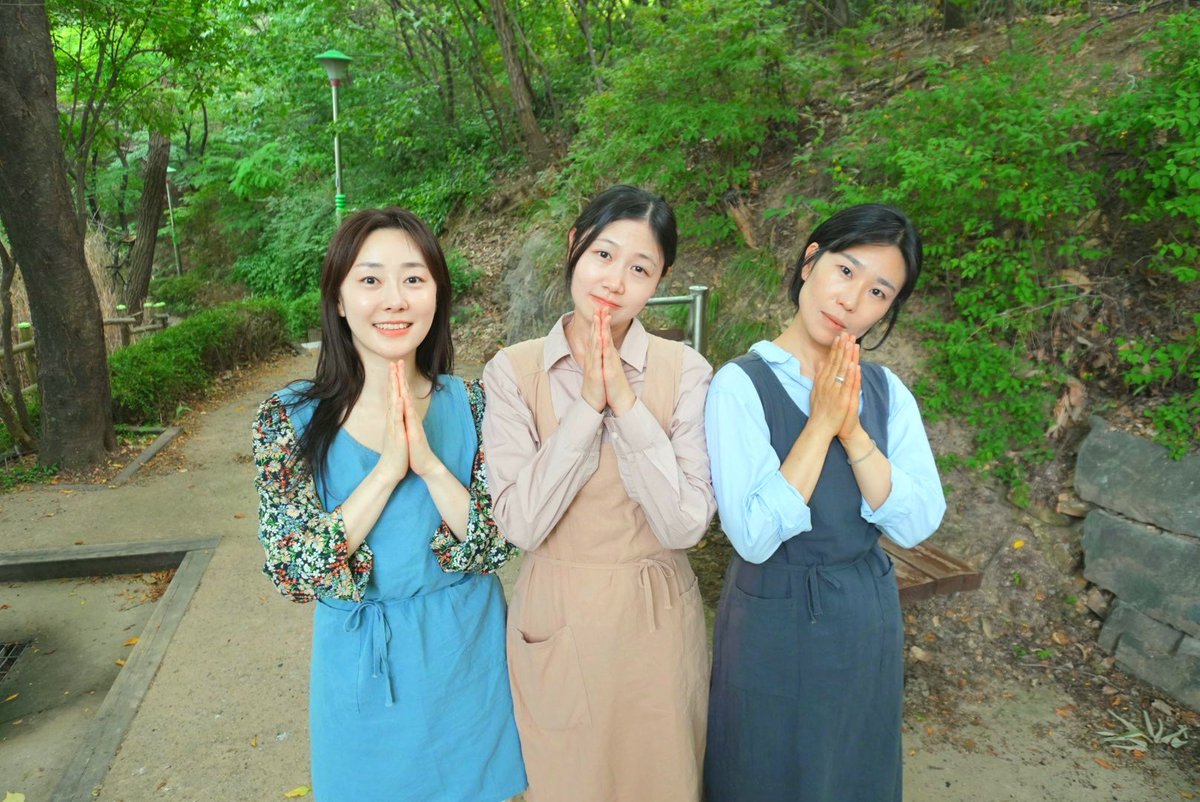 #더납작엎드릴게요 #7월개봉