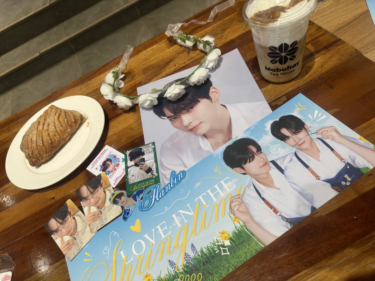mjkim__'s tweet photo. June is indeed a month filled with happiness, love, &amp; Hanbin! Thank you so much @SungHanbinPHL 💙

#LoveintheSpringtimewithHanbin
#SUNGHANBIN #성한빈
#成韩彬 #ソンハンビン
#ZEROBASEONE #ZB1 #제로베이스원
@ZB1_official https://t.co/Yo7HigGBIN