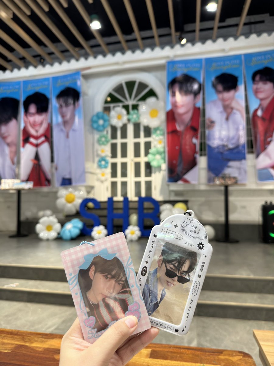 mjkim__'s tweet photo. June is indeed a month filled with happiness, love, &amp; Hanbin! Thank you so much @SungHanbinPHL 💙

#LoveintheSpringtimewithHanbin
#SUNGHANBIN #성한빈
#成韩彬 #ソンハンビン
#ZEROBASEONE #ZB1 #제로베이스원
@ZB1_official https://t.co/Yo7HigGBIN