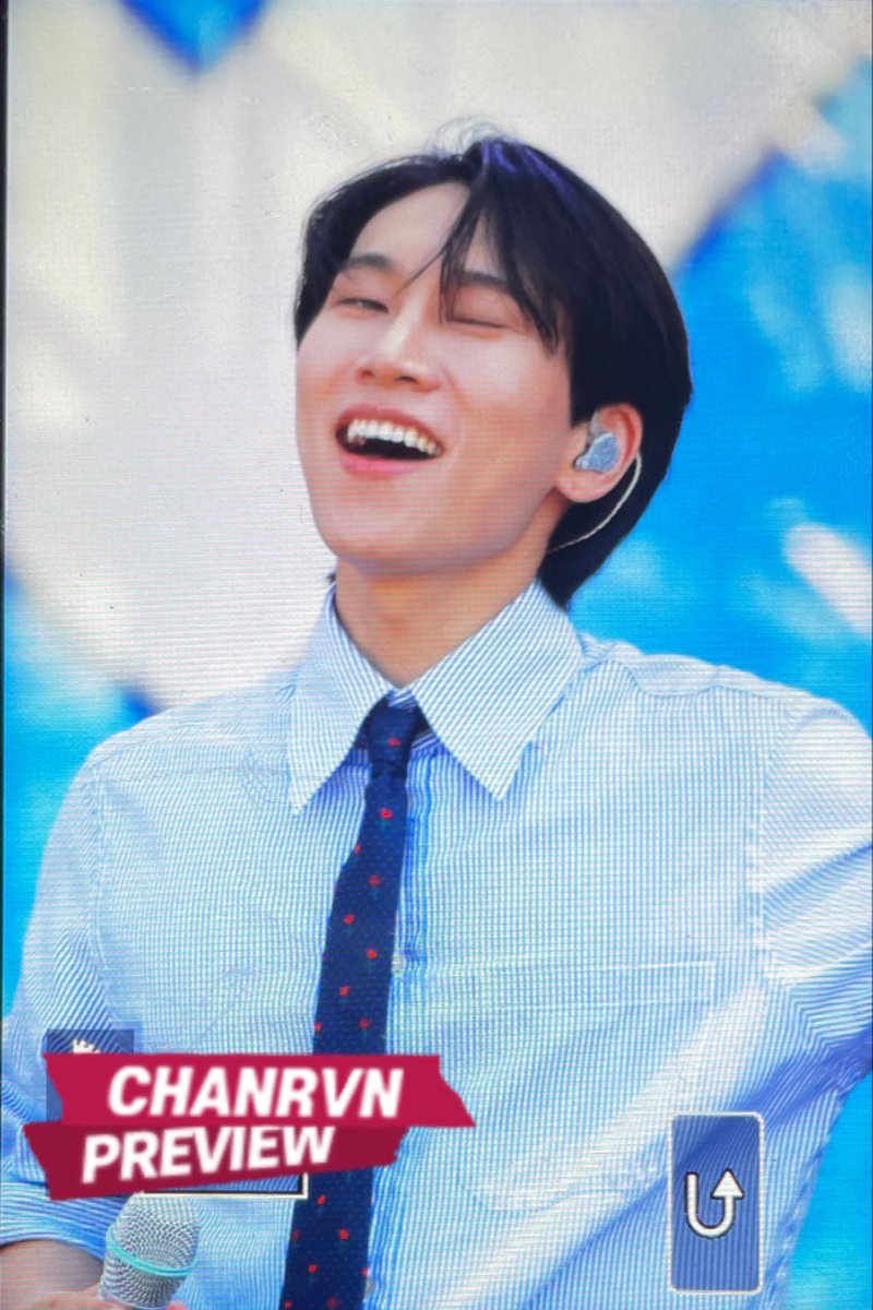 CHANRVN's tweet photo. 240616 2024 위버스콘 페스티벌 프리뷰

“한 남자가”
단 한 소절로 수많은 휀걸들을 집중시킨 그 남자

#비투비 #BTOB #서은광 #은광 https://t.co/uYeyVq7xkS