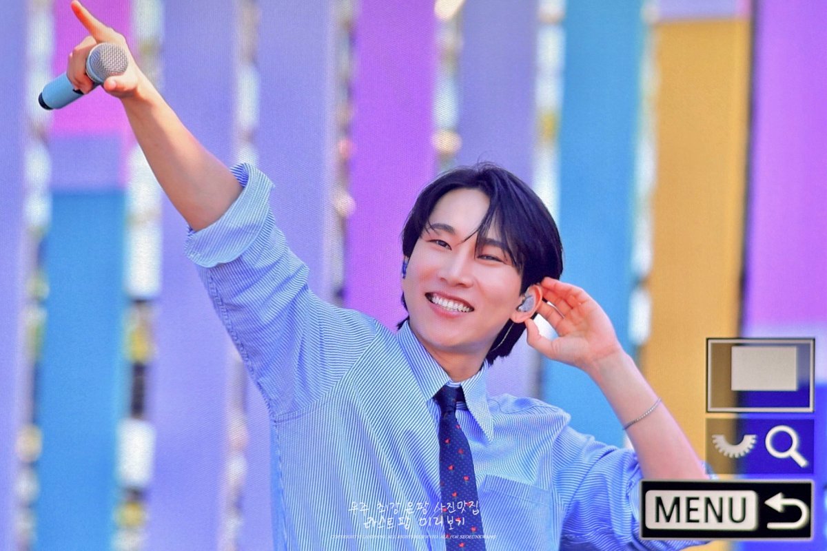 LASTPANG_SEK's tweet photo. [프리뷰]240616 위버스콘페스티벌

#서은광 #은광 #SEO_EUNKWANG #btob #비투비 @BTOB_SEKwang https://t.co/SQ4kvs3BqK