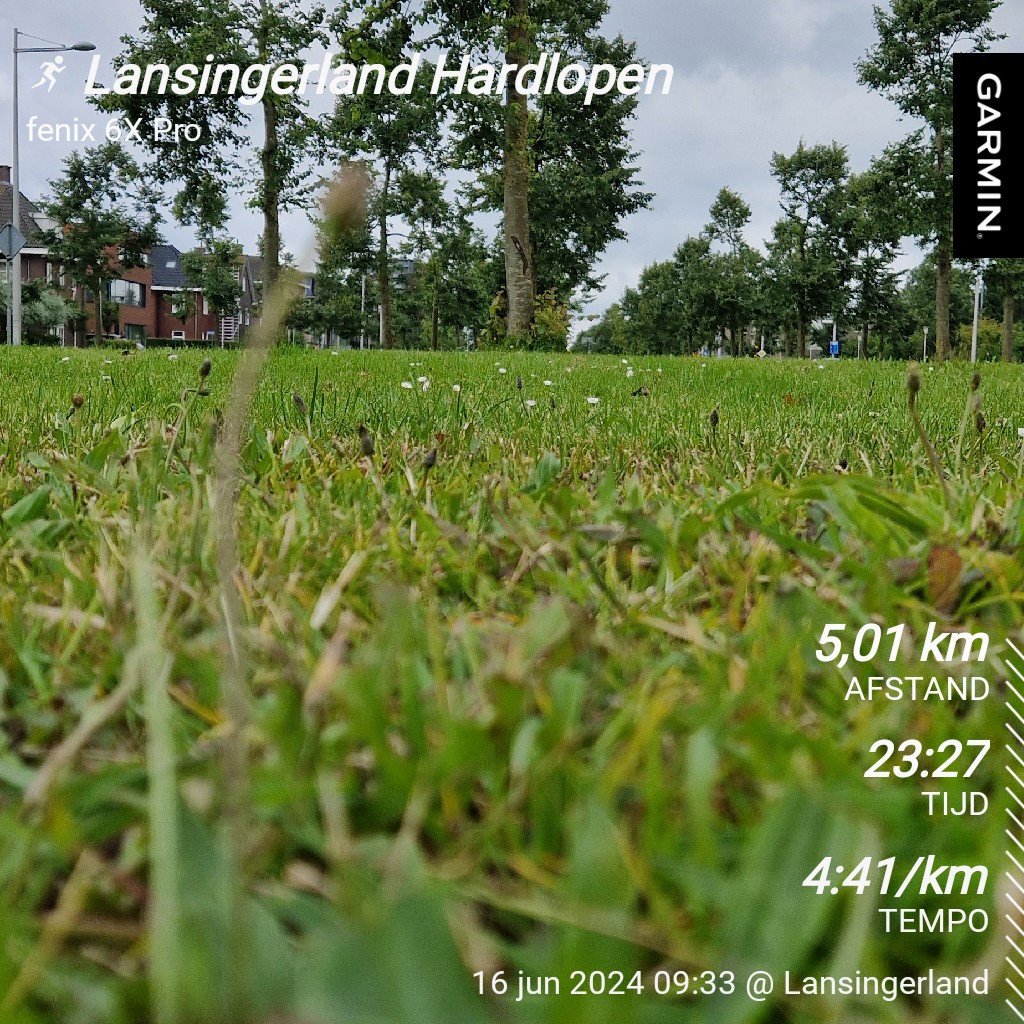 RunningAbove50's tweet image. Just quick round of running before acting surprised when the kids make me breakfast. Happy father's day to y'all. #garmin #beatYourself #fit50to65