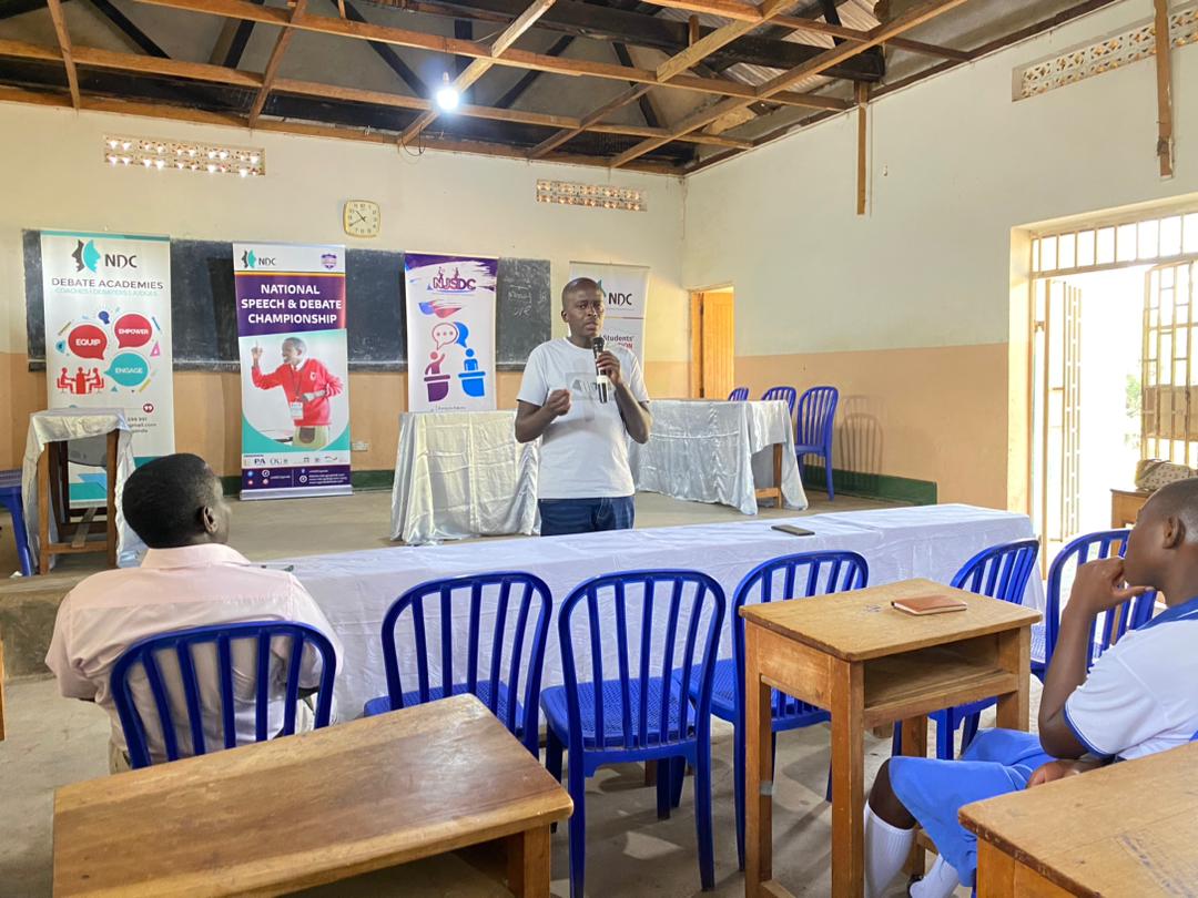 NDCUganda's tweet photo. Participants are being briefed by our own Ivan Munanura, who also introduced the CAP and Technical Team for the GREATER MUBENDE #12thNSDC Regional Qualifiers.

🏫 Host: St. Charles Lwanga Sec Sch. - Mubende
📍 Mubende Municipality

#NSDC24 #DebateIsTheThing https://t.co/MJl6NH9P2M
