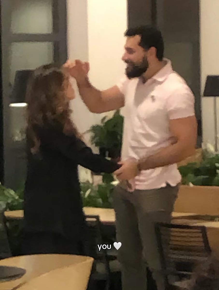 rhaituita's tweet photo. não estou sabendo lidar https://t.co/KRPAROuJvA