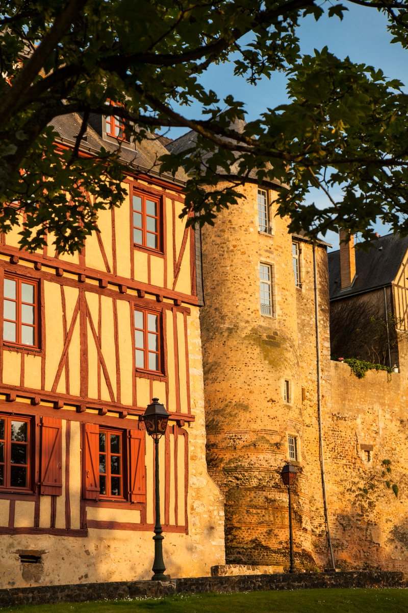 Explore France tweet media