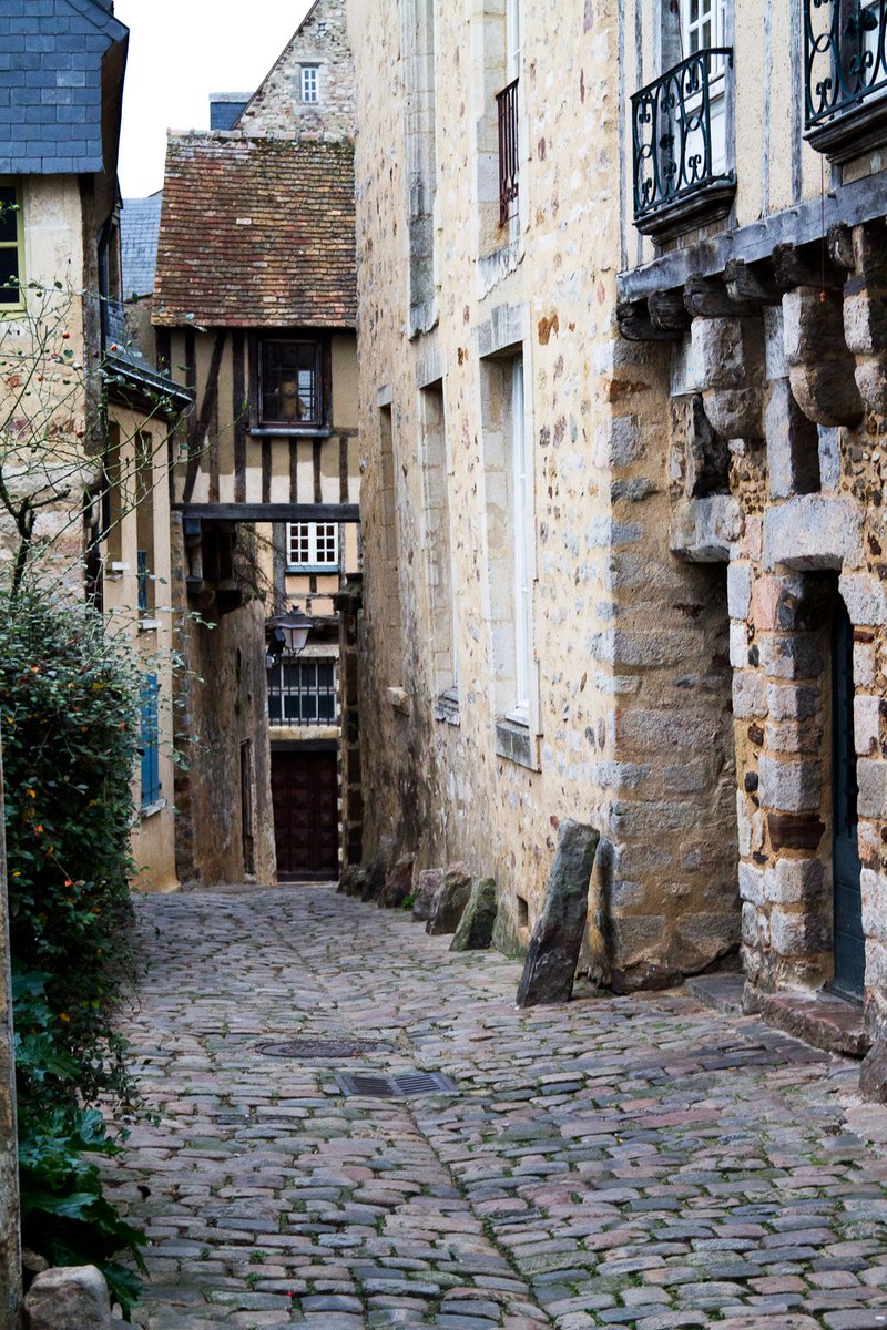 Nous vous souhaitons un bon dimanche depuis <a href="/lemanstourisme/">Le Mans Tourisme</a> ! 
Avez-vous déjà visité cette ville de l'Ouest de la France ? 

#ExploreFrance