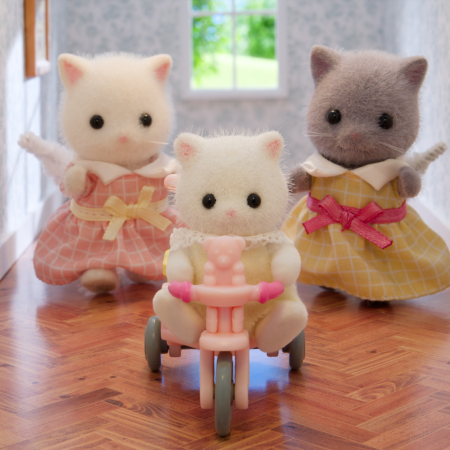 Sylvanian Families on X Whee Ryan is racing down the hallway on his trike. Do you think his sisters Lyra and Skye can catch up with him fun family playtime