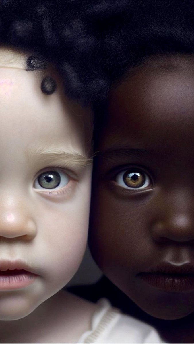 BambiniConverse's tweet photo. La lavanderia è l’unica posto dove le cose dovrebbero essere separate in 
base al colore.
(Anonimo)
#noracism https://t.co/qWNPoGyF46