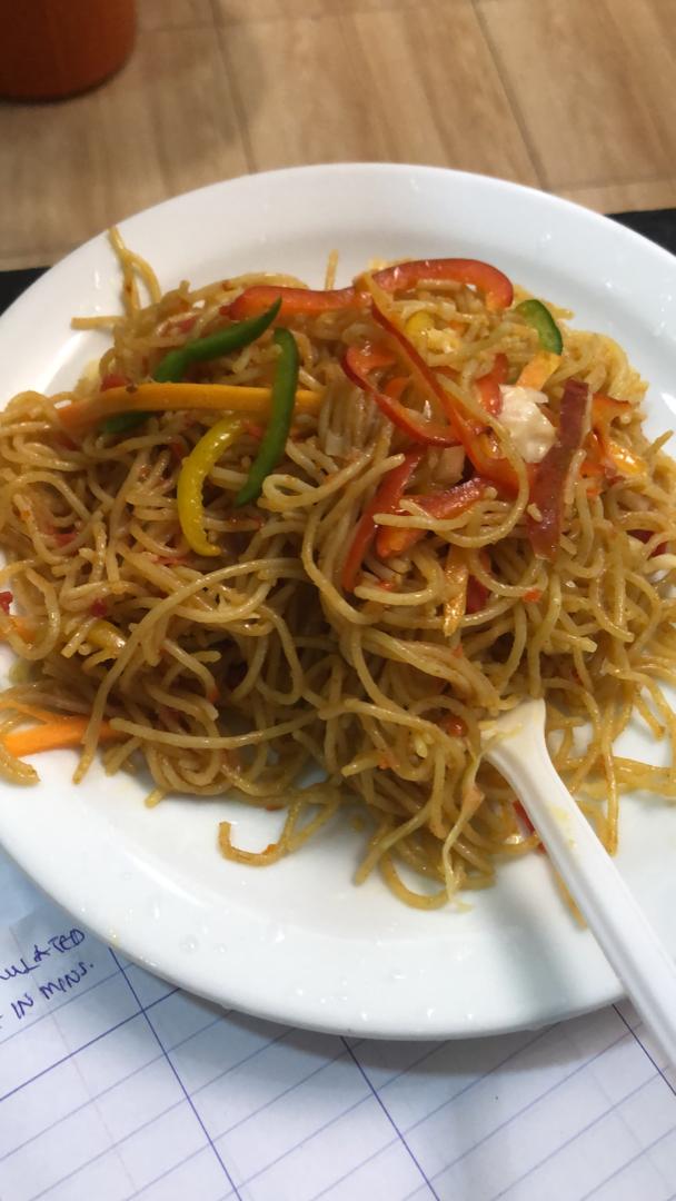 Ade_to_la's tweet photo. I was fed with delicious meal yesterday, definitely going back to support my girl and get free meal. Again!

#recordbreakinggrace #cookingmarathon #cookathon #homechef #longesthomecooking

#recordbreakinggrace #cookingmarathon #cookathon #homechef #longesthomecooking https://t.co/1JCxcy6cWf