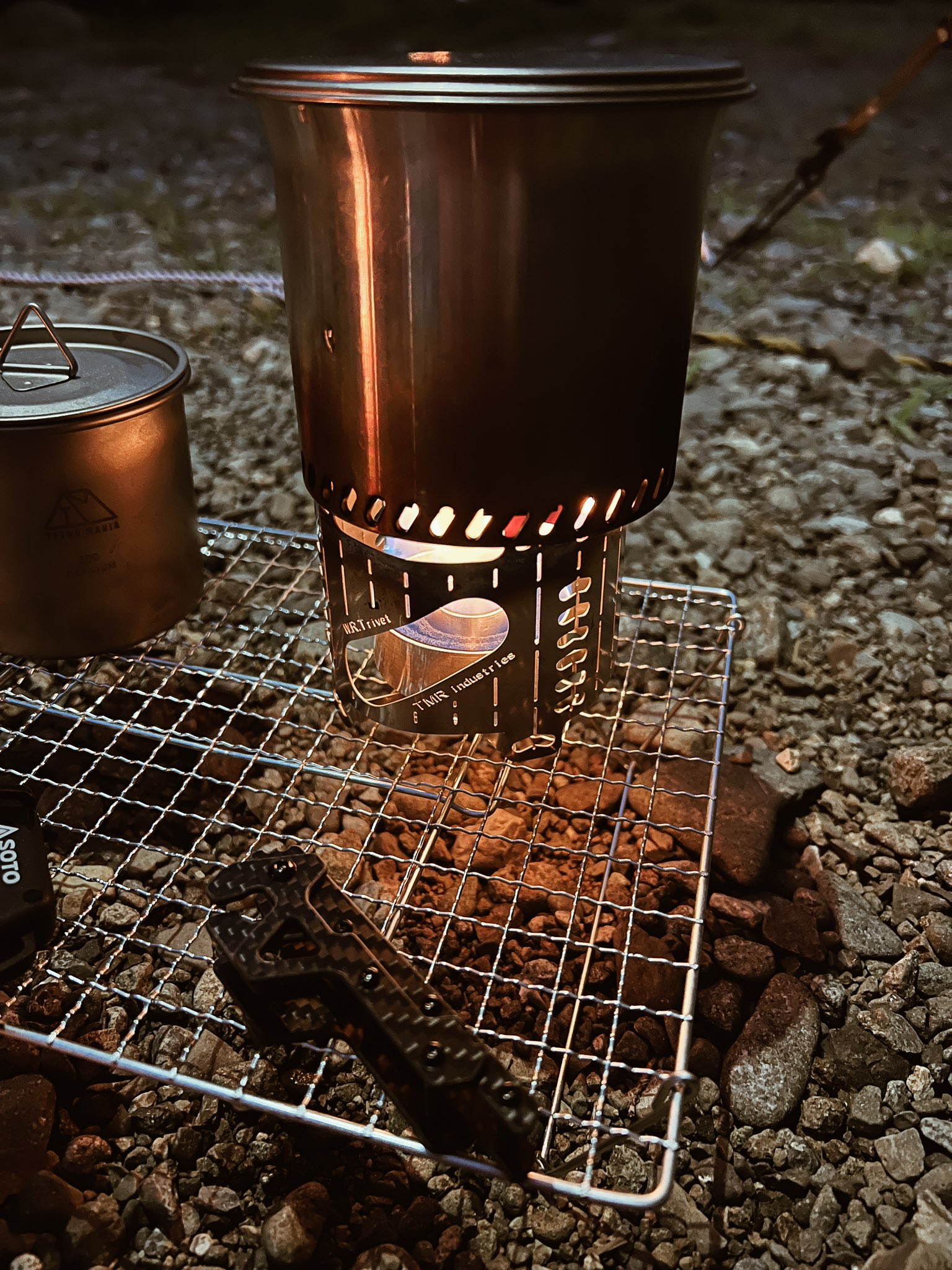 TMR industries W.R.Trivet 薪ストーブ