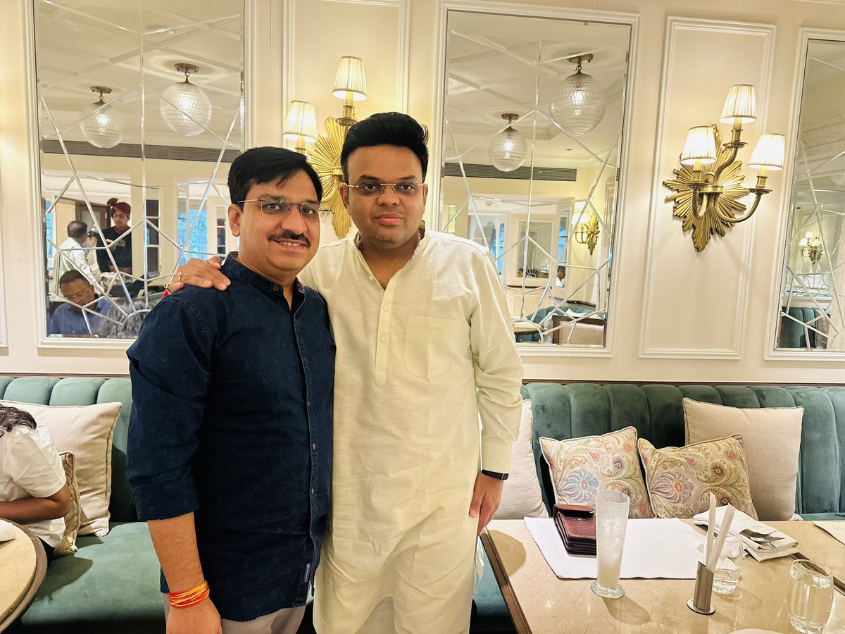 veksb's tweet photo. Thank you @JayShah ji Secretary BCCI for inviting us on amazing breakfast. https://t.co/7MAbfzVN0i