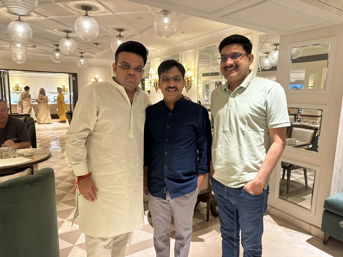 veksb's tweet photo. Thank you @JayShah ji Secretary BCCI for inviting us on amazing breakfast. https://t.co/7MAbfzVN0i