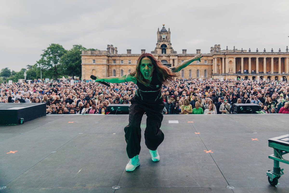 Melanie C / Mel C (@melaniecmusic) on Twitter photo One of my favourite gigs ever! Set against the beautiful backdrop of Blenheim Palace.
What a crowd, they sang their hearts out and danced their asses off!
I was very proud to be part of an incredible all female lineup <a href="/NocturneLive/">Nocturne Live</a> with <a href="/ShaznayOfficial/">Shaznay Lewis</a> & <a href="/Sugababes/">Sugababes</a> โค๏ธโ๐ผ One of my favourite gigs ever! Set against the beautiful backdrop of Blenheim Palace.
What a crowd, they sang their hearts out and danced their asses off!
I was very proud to be part of an incredible all female lineup <a href="/NocturneLive/">Nocturne Live</a> with <a href="/ShaznayOfficial/">Shaznay Lewis</a> & <a href="/Sugababes/">Sugababes</a> โค๏ธโ๐ผ