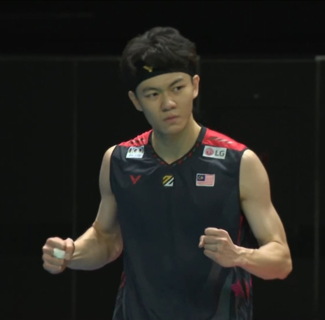 theone_xyz's tweet photo. CHAMPION 🏆 His second title of the year!!!

Lee Zii Jia 🇲🇾 won against Kodai Naraoka 🇯🇵

21-19
11-21
21-18

After 16 years draught of title at the AO, at last, Lee Zii Jia gave the title back to Malaysia 🔥

What a comeback from him‼️

*This is his last tournament b4 the Olympics 

#AustralianOpen2024