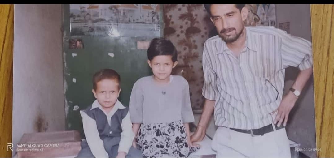 BhuvaneshTiwadi's tweet photo. #Happyfathersday https://t.co/yJkDWxbXLD