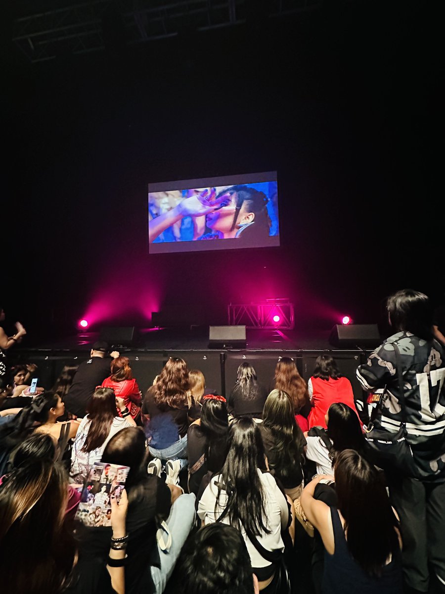 ATINSingapore's tweet photo. VIP section is ready!
#JC4L #JoshCullen #AlJames #KAIA #Singapore https://t.co/Oi2TAtZuIP