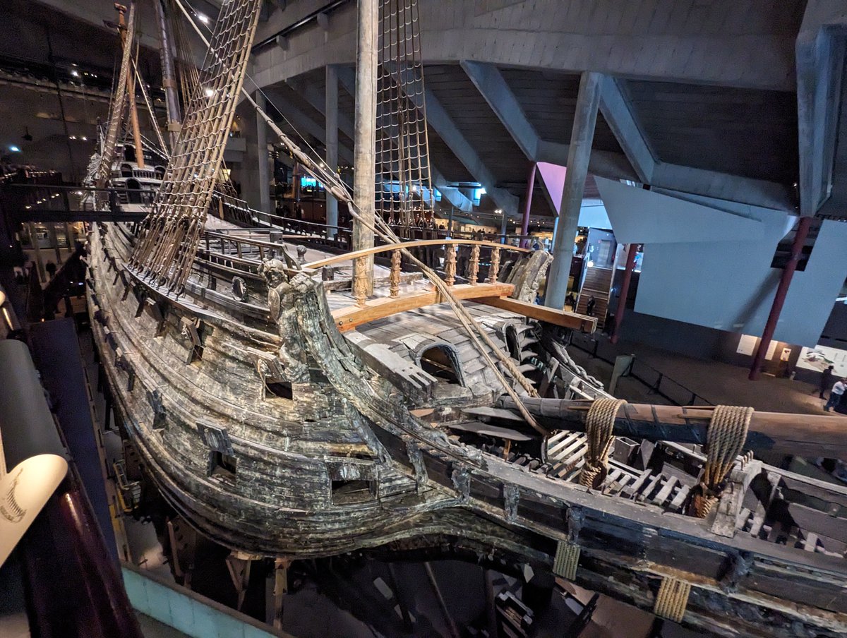 Freya Holmér tweet media