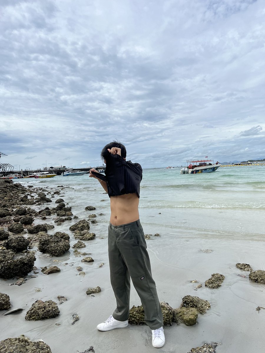 her_her35's tweet photo. 🫣 #หลักสี่ #ดอนเมือง https://t.co/ZdroSJ8ZZP