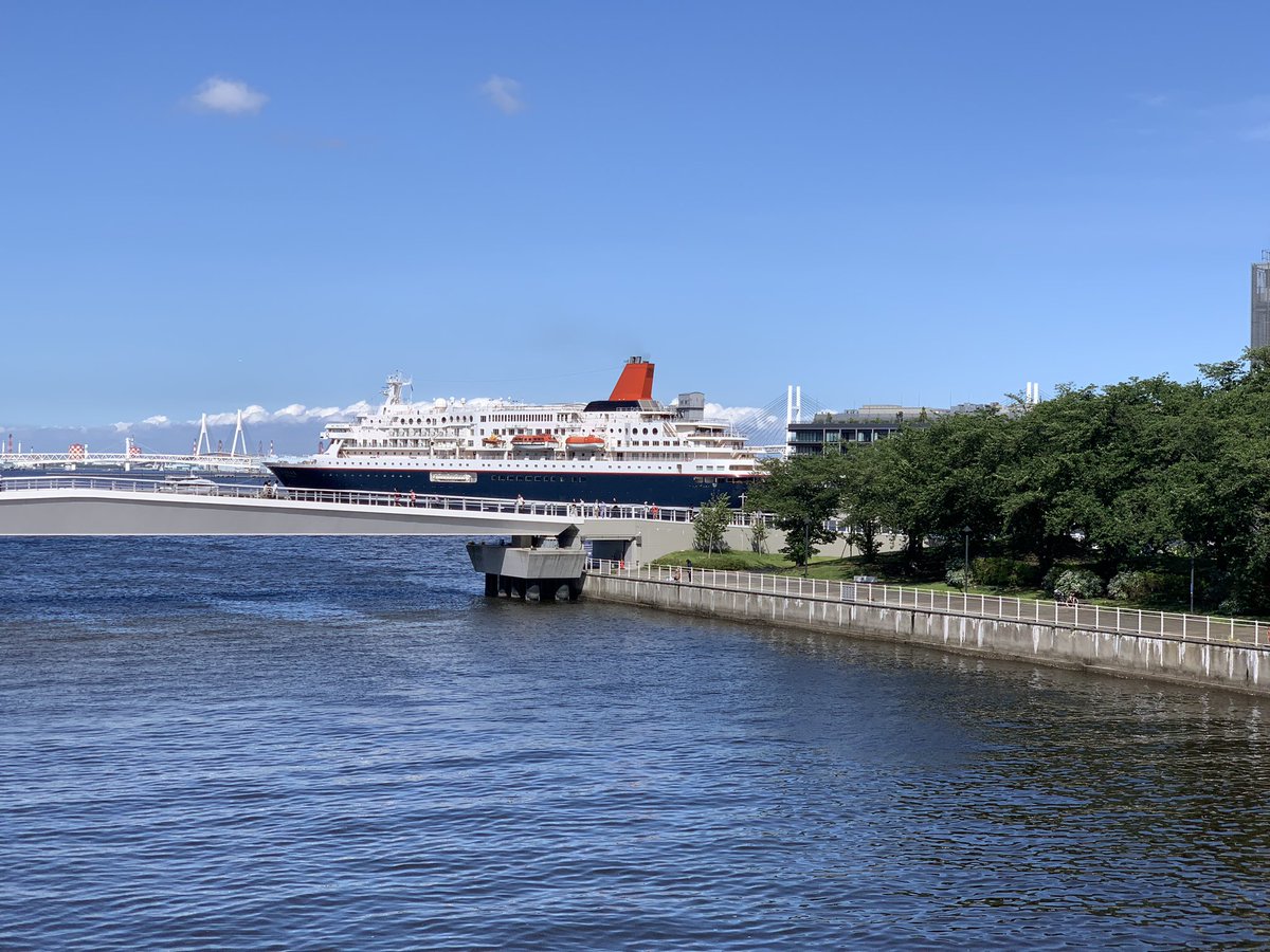 musclemf10's tweet photo. これからクルーズにっぽん丸で沖縄へ🚢
#にっぽん丸 https://t.co/F1QVMIkPx0